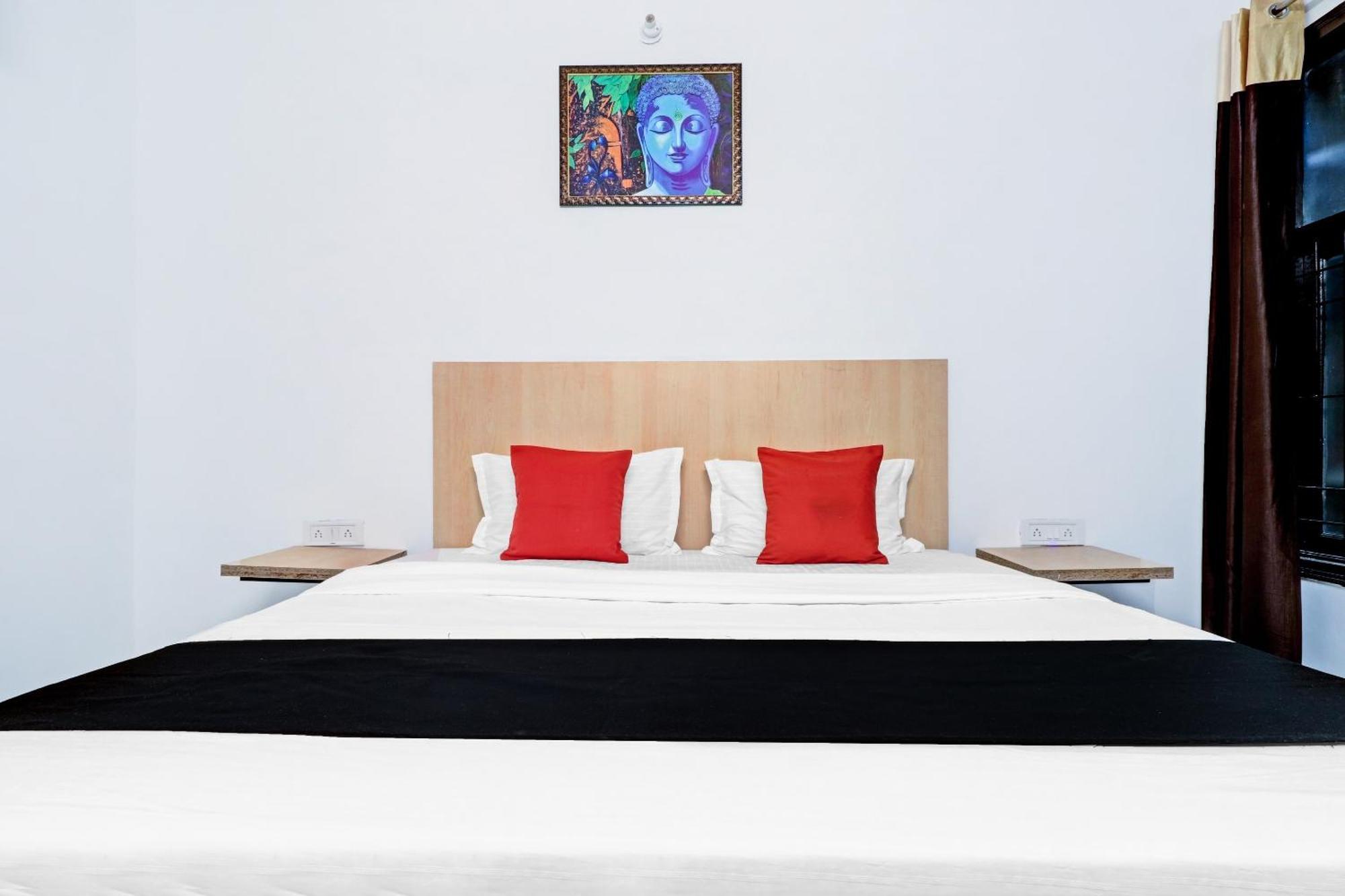 Hotel O Vasundhra Grand Газиабад Экстерьер фото